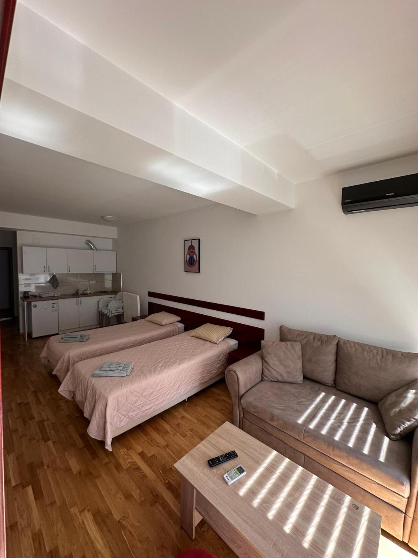 Apartments Nora Ohrid Exterior photo