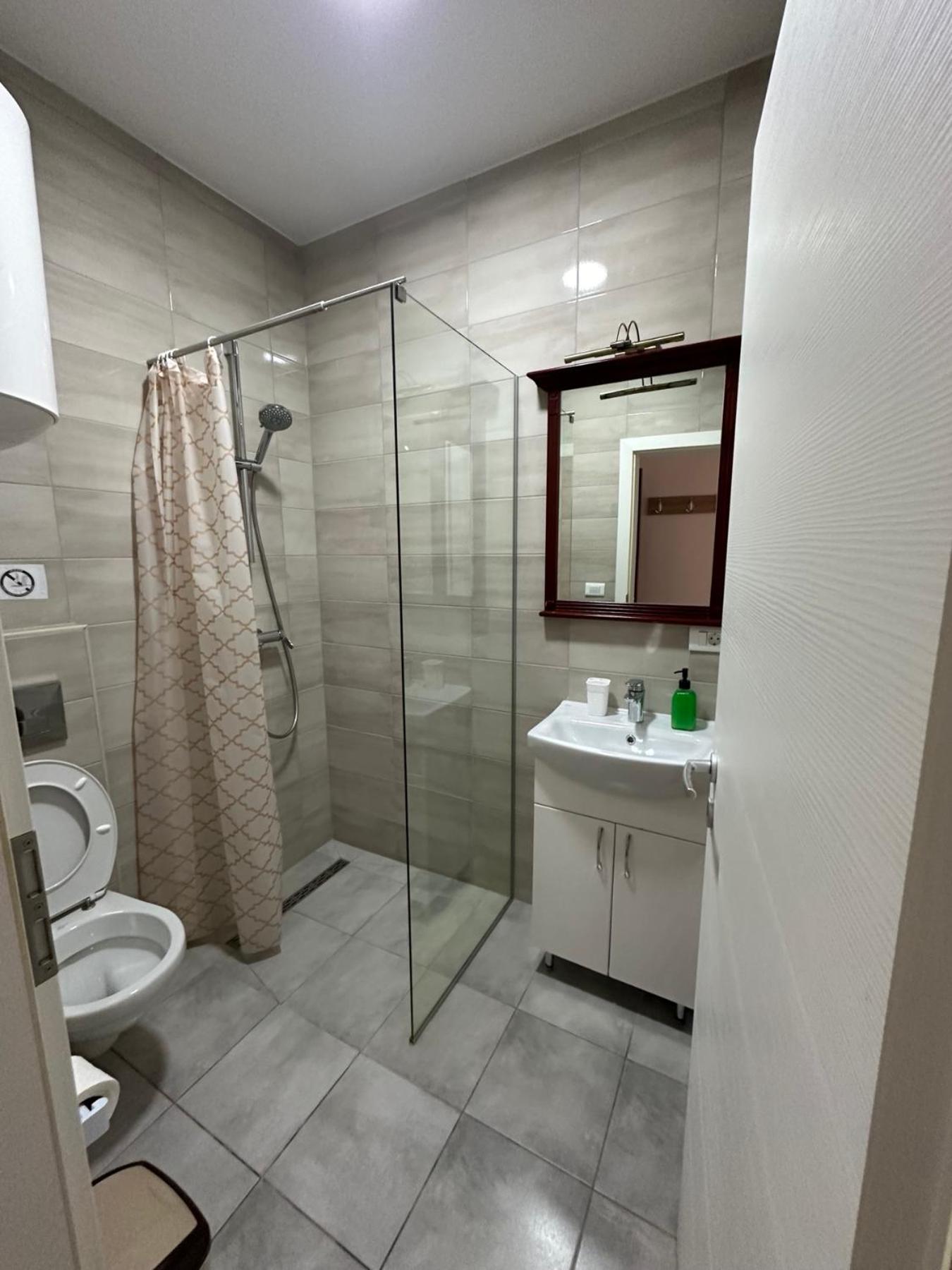Apartments Nora Ohrid Exterior photo