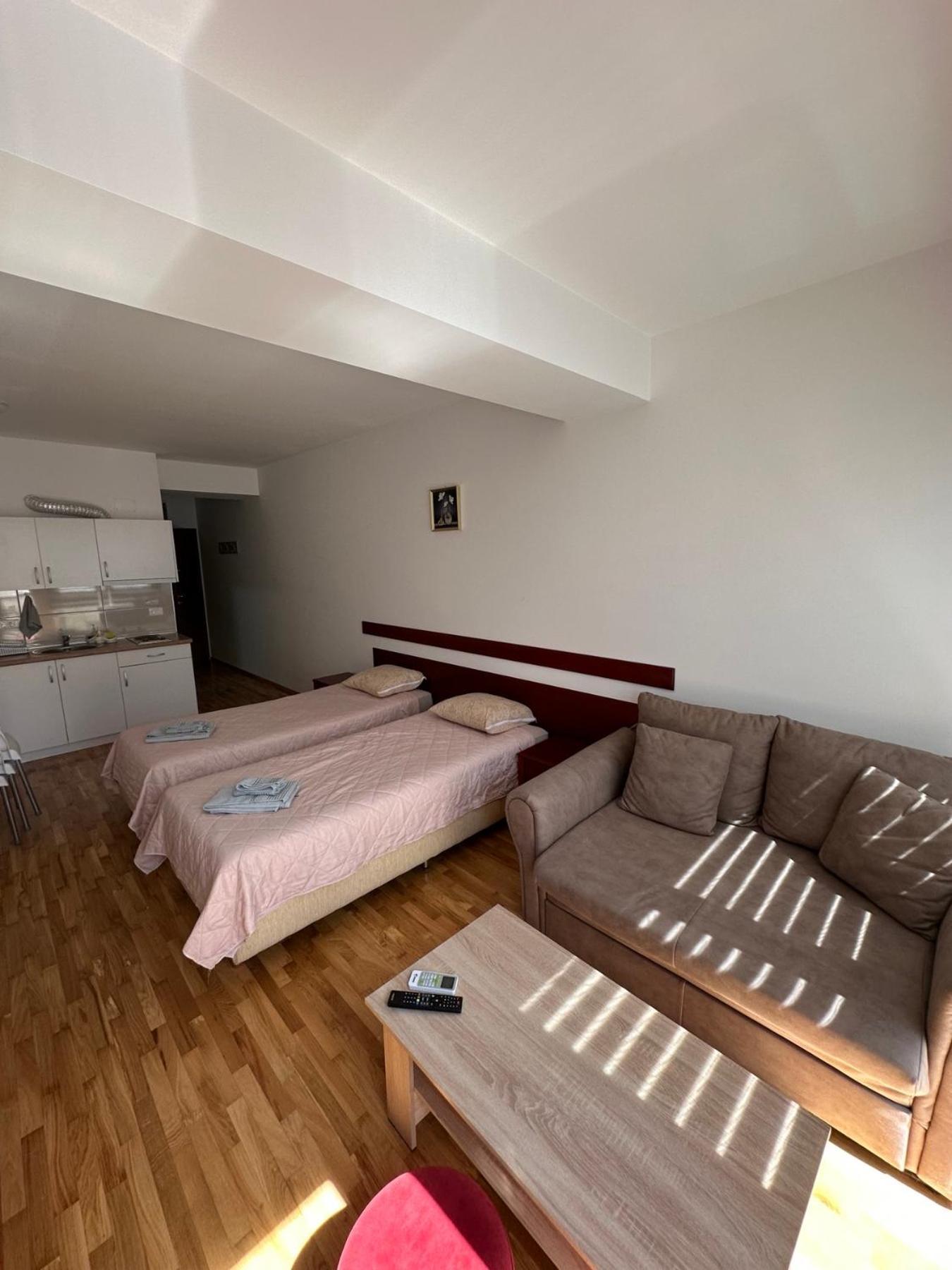 Apartments Nora Ohrid Exterior photo