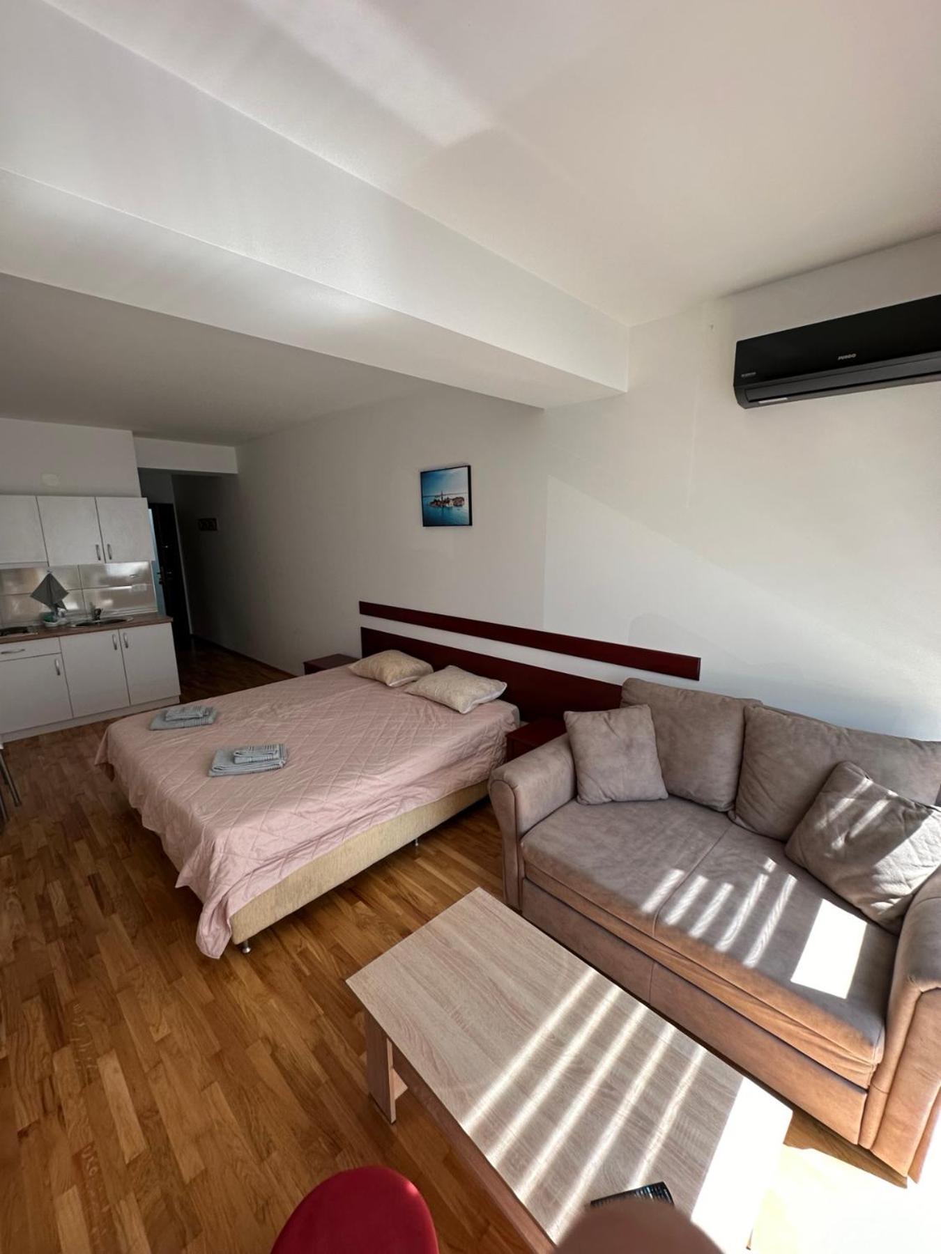 Apartments Nora Ohrid Exterior photo